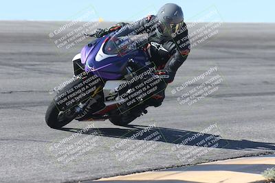 media/Oct-13-2025-Moto Forza (Mon) [[a66d839500]]/4-C Group/Session 2 (Bowl)/